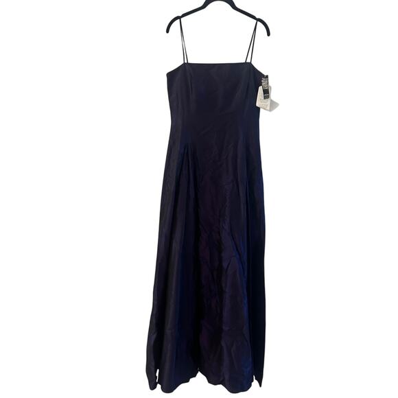 🍷NWT Laundry by Shelli Segal evening gown in plum size 8 - Picture 1 of 7